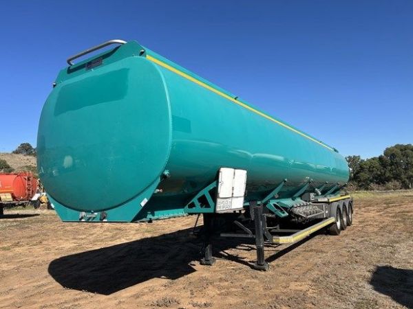 2014 ATE TANKERS TRIAXLE JET A1 FUEL TANKER image