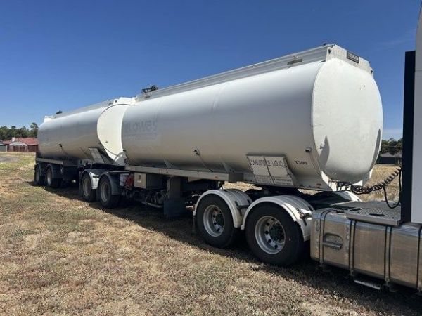 2008 TIEMAN 19 METRE ALUMINIUM FUEL TANKER WITH PUMPING GEAR image