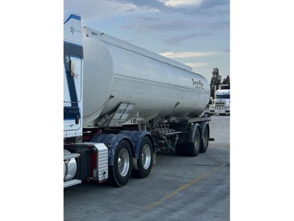 2002 TIEMAN BOGIE ALUMINIUM FUEL TANKER WITH PUMPING GEAR  image