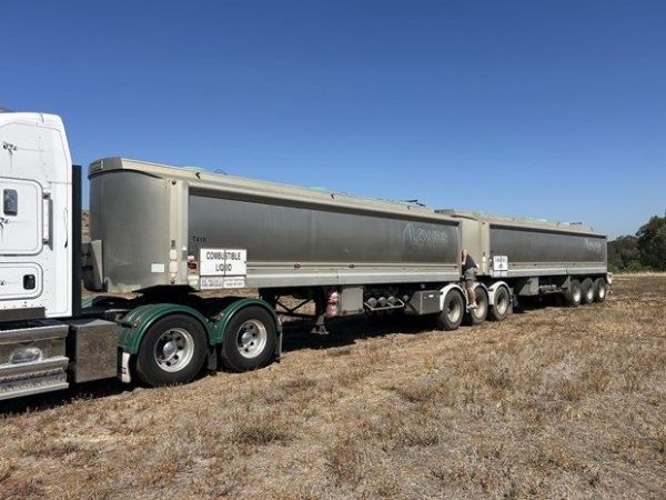 1998 HOCKNEY 25 METRE B DOUBLE ALUMINIUM FUEL TANKER  image