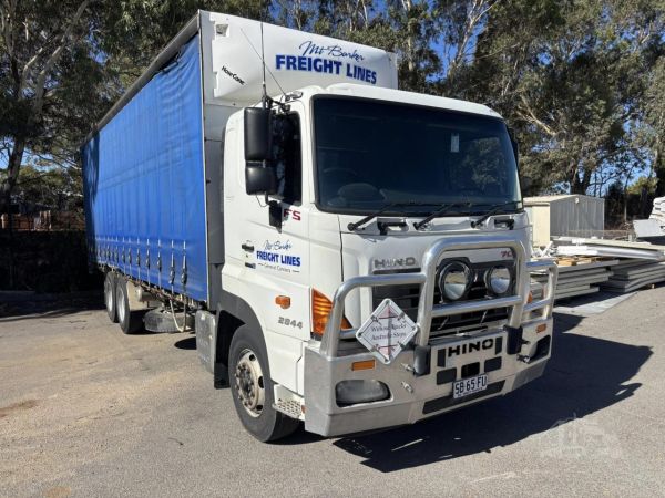 2012 HINO 700FS2844 image