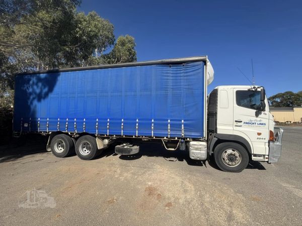 2012 HINO 700FS2844 image