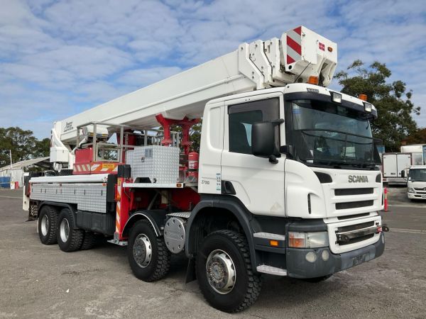 2009 Scania P380 image