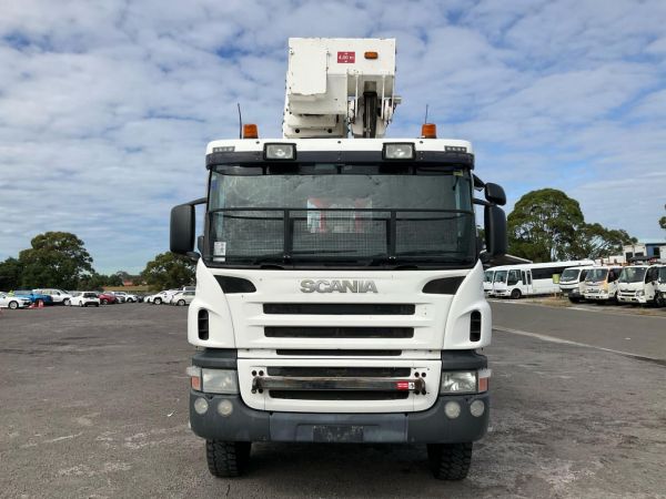 2009 Scania P380 image