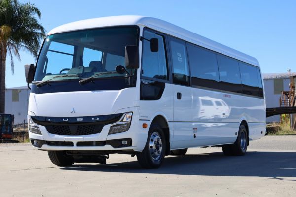 2021 Fuso Rosa Deluxe image