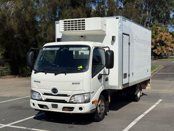 2021 HINO 300 Series Refrigerated Truck image