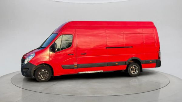 2017 RENAULT Master X62 - Extra Long Wheel Base (ELWB) image