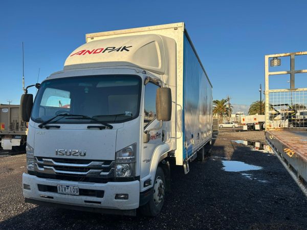 2016 ISUZU FSR120-260 Curtain Sider image