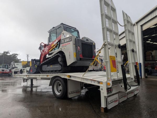 2025 Takeuchi TL8R-2 HiFLo – 74Hp Compact Track Loader image