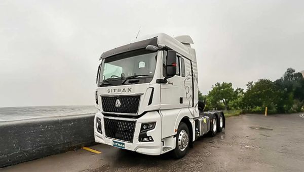 C9H 6x4 PRIME MOVER image