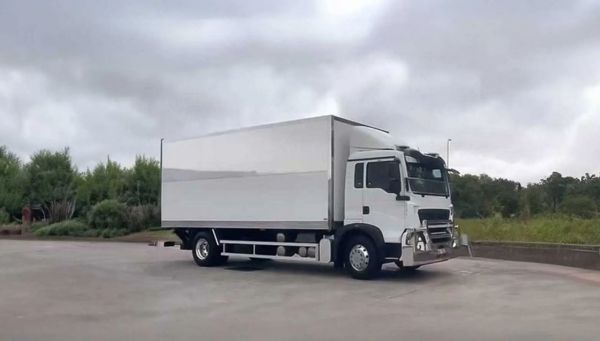 G5 4x2 CARGO image