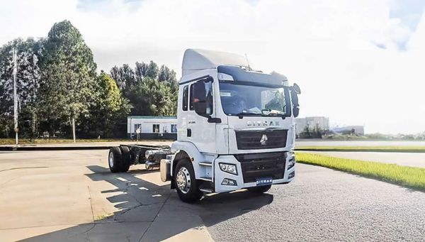 G5 4x2 CAB CHASSIS image