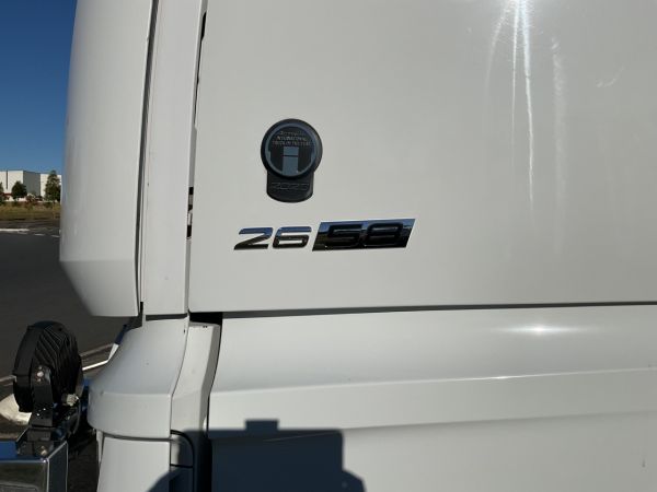 2021 Mercedes Benz 2658 Primemover image