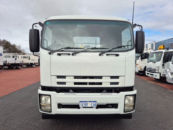 2014 Isuzu FVZ1400 Crane Truck 6x4 Tray and Crane image