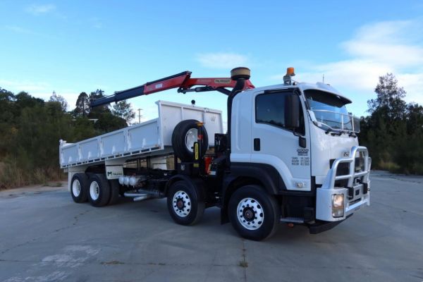 2015 Isuzu FYH 2000 Auto 8x4 image