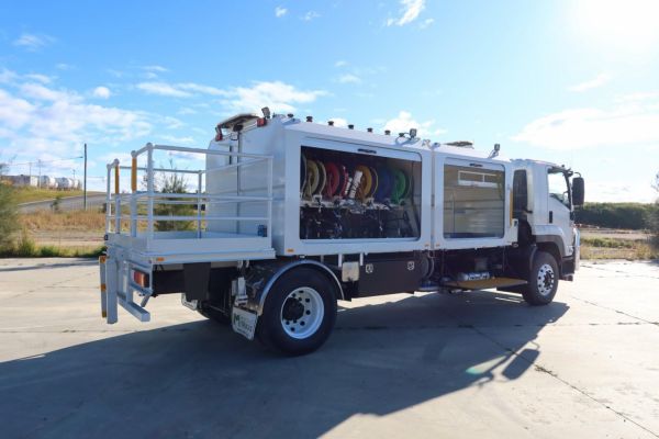 2013 Isuzu FVR 1000 Auto image