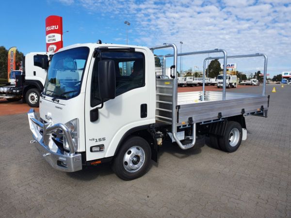 2025 Isuzu NPR 45/55-155 Tray SWB Tradepack image