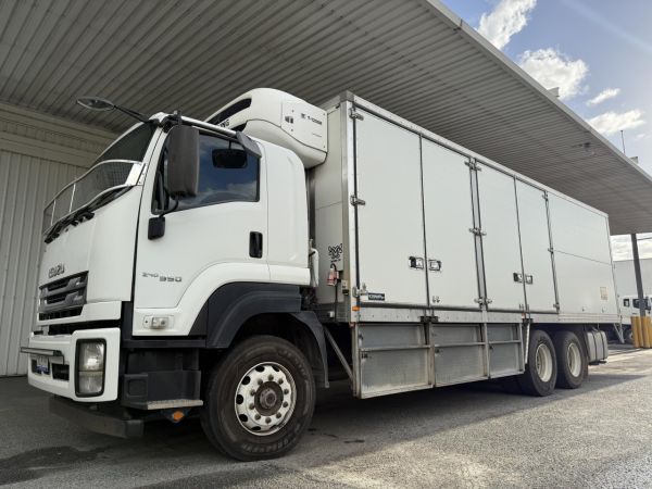 2019 ISUZU FXY240-350 Refrigerated image