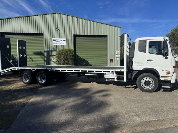2017 UD PD 24.280 AUTO 6X2 Beavertail image