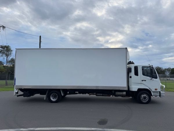 2016 Fuso FK600 Pantech image