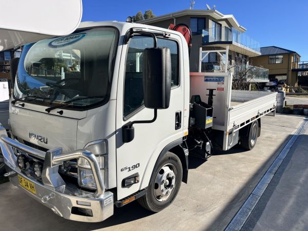 2022 Isuzu NPR 65-190 MWB Crane Truck and Tipper image