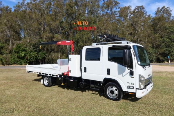 2017 Isuzu NPR 65-190 Crew Cab AMT Auto image