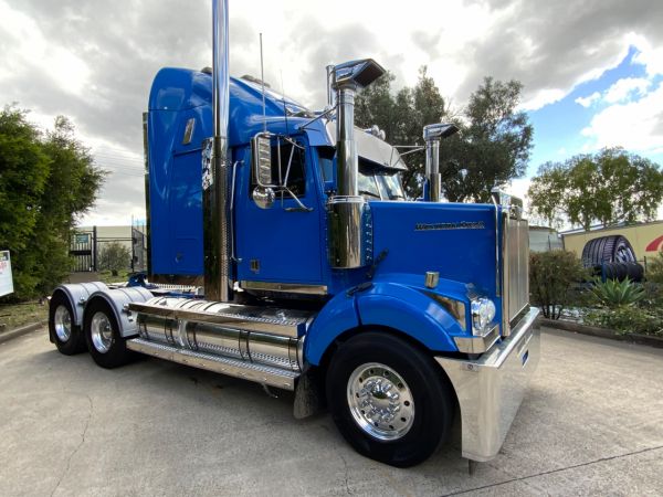 2018 Western Star 4864F Primemover 4800 image
