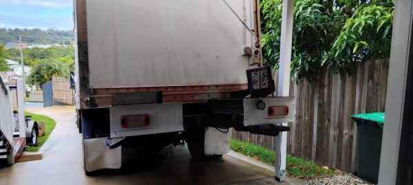 2001 Isuzu NPR 400 Box Truck image