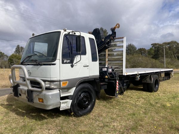 Hino FF Crane Truck image