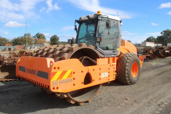 2018 Hamm 3520P image