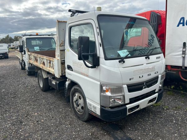 2016 MITSUBISHI FUSO CANTER 515 Dump Truck image