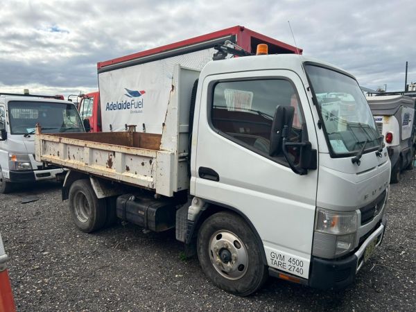 2016 MITSUBISHI FUSO CANTER 515 Dump Truck image