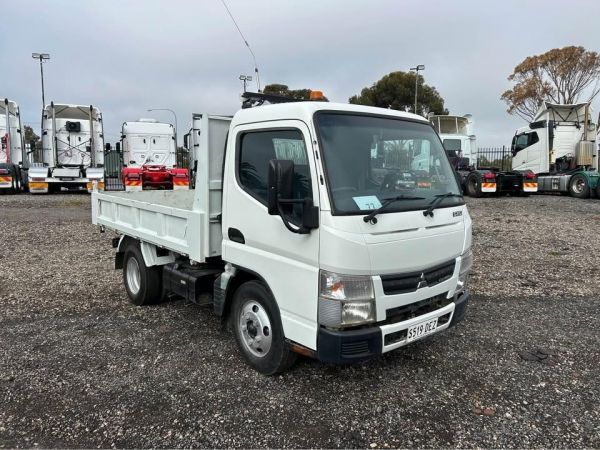 2016 MITSUBISHI FUSO CANTER 515 Dump Truck image