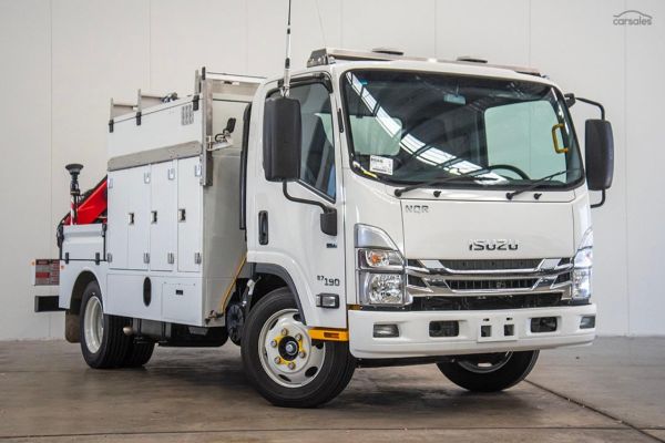 2025 Isuzu NQR 87/80 -190 AMT MWB NQR 87/80 Service Truck image