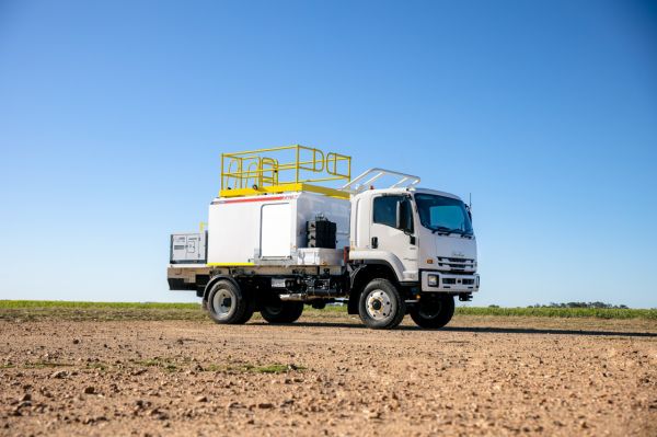 2024 Isuzu FTS 139-260 Service Body image