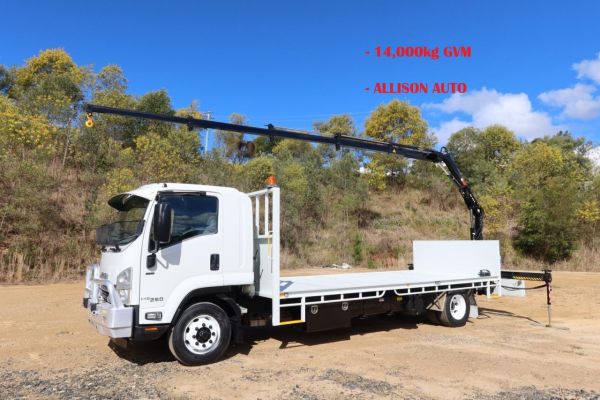 2016 Isuzu FSD 140-260 Auto LWB image