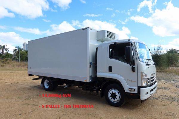 2017 Isuzu FSR 140-260 image
