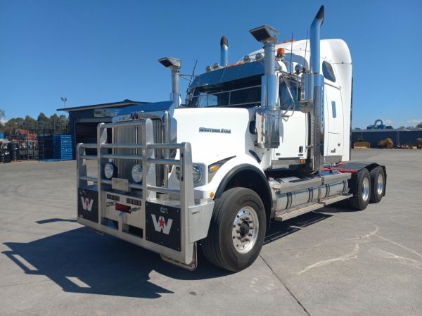 2018 Western Star 4964FXC Primemover 4900 FXC image
