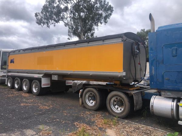 2018 Muscat Quad alloy tip trailer image