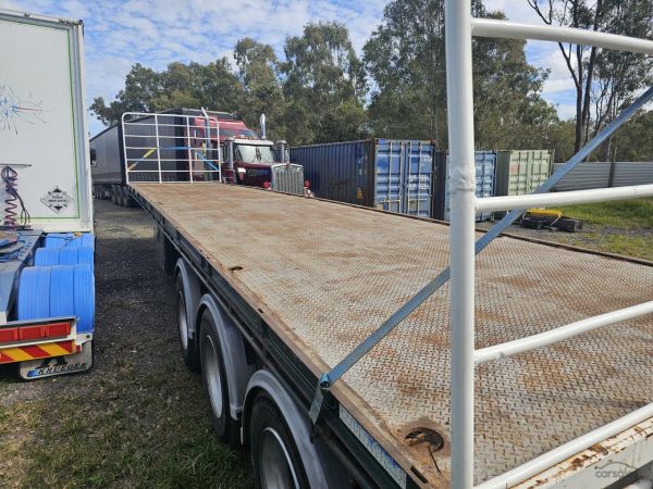 2005 Southern Cross 41 foot flat deck image