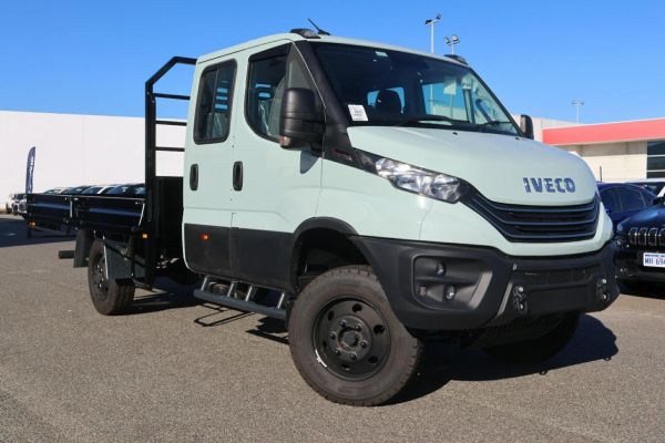 2023 Iveco Daily MY19E6 70C18 DRW (WB4100) image