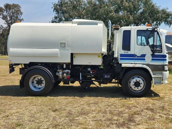 1994 HINO FE3H Fire Truck image