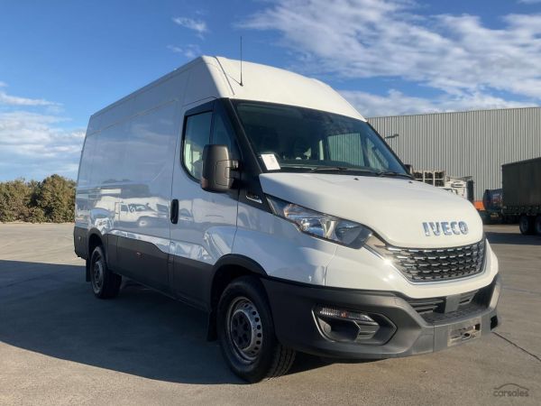 2021 Iveco Daily Van 35S14V image