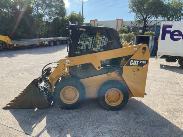 2017 Caterpillar 226 Skid Steer Skid Steer 226D image