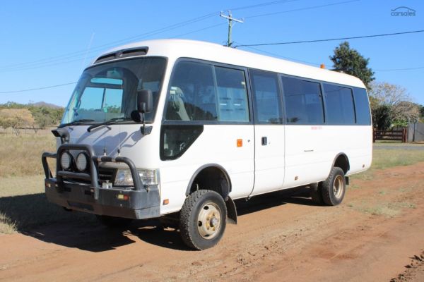 2017 Toyota Coaster image