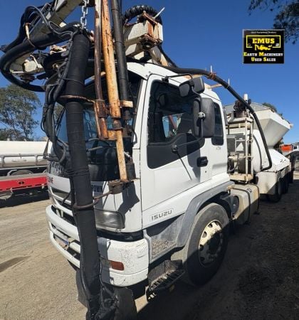 2006 Isuzu Paveline Truck, E.M.U.S TS902 image