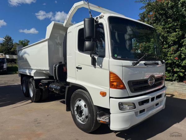 2015 Hino 500 Series FM2628 Auto image