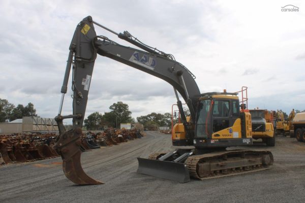 2019 Volvo Ecr235cl image