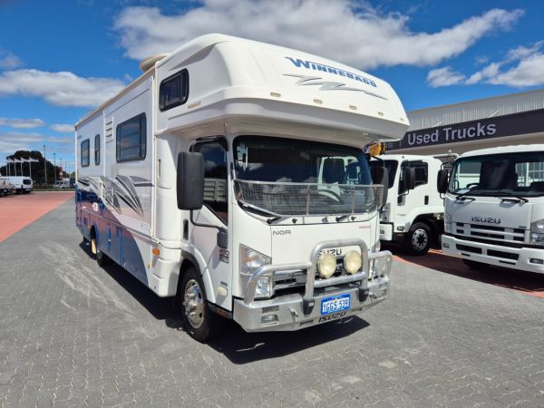 2011 Isuzu NQR450 Motorhome/Camper-Truck AMT 4 Berth 29ft Winnebago image
