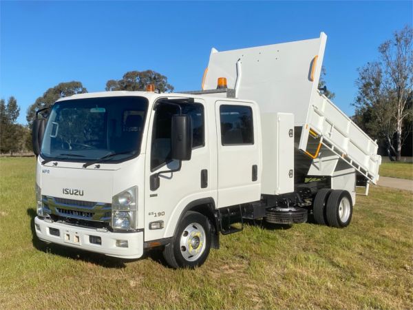 2019 ISUZU NPR Tipper N MY18 65/45-190 image